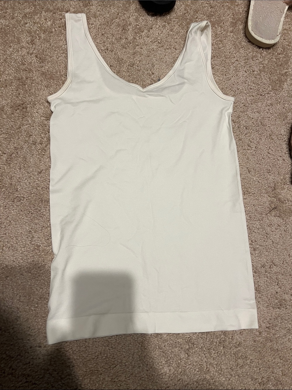 White House Black Market White Scoop Neck Tank